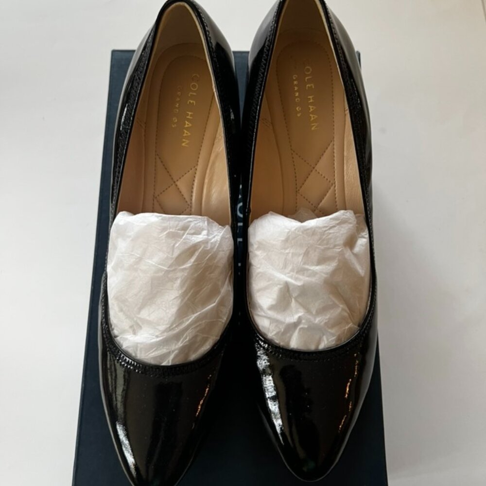 Cole Haan Emory LX WDG 65MM ll Size: 9B. Color: black patent